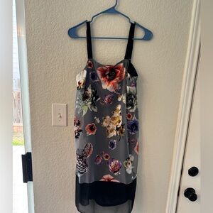 Simply Vera Vera Wang floral overlay dress size small